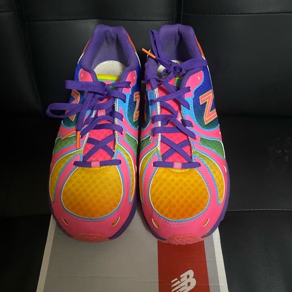 New Balance 890 - Picture 3 of 3